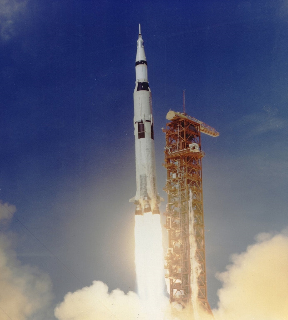 The Space Race: Manned Space Flight & Faith of Astronauts - “Jesus walking on the earth is more important than man walking on the moon”-James Irwin, Apollo 15 - American Minute with Bill Federer